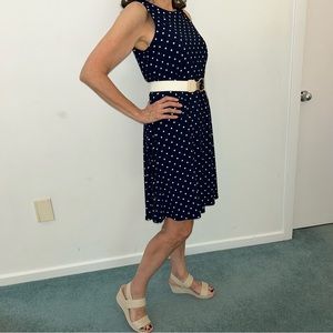 Anne Klein Sleeveless A-Line Shift Dress  Size 4